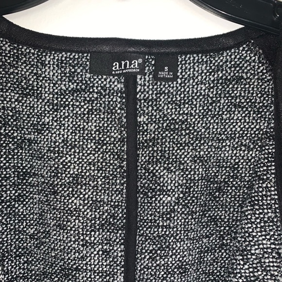 Black/white ANA Blazer SMALL - Picture 4 of 4